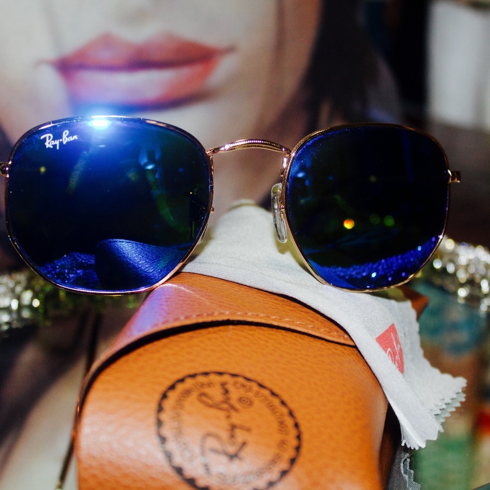 Stunning Ray Ban Blue on Gold - Picture 4 of 7